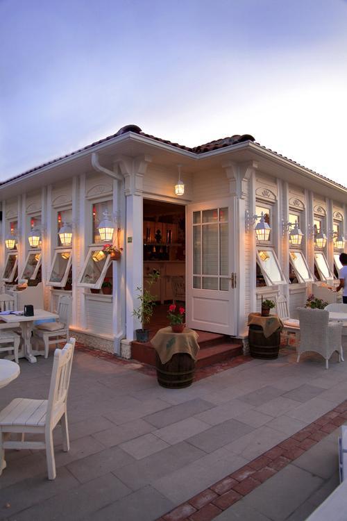 Trilyali Butik Hotel Tirilye Exterior photo
